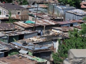 A picture of all the slum are houses